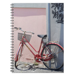 CADERNO ESPIRAL BICICLETA DE VIAGEM AO TRABALHO VERMELHA NA ESTRAD