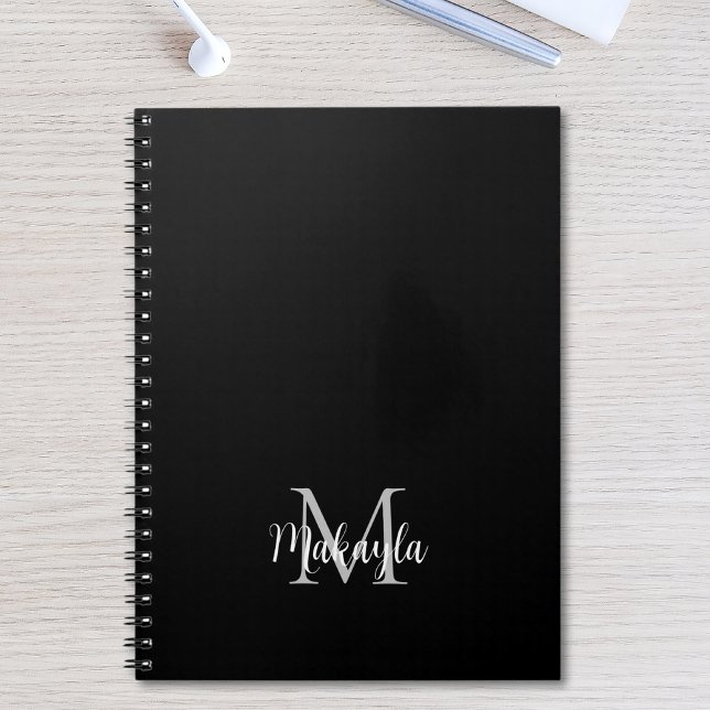 Caderno Espiral Bloco de Notas Preto do Nome do Monograma Personal (Criador carregado)