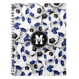 Caderno Espiral bolas de futebol azuis pretas padrão monogramadas