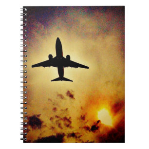 Caderno Espiral Bombas afastado