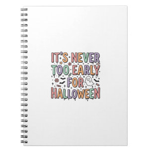 Caderno Espiral Camiseta Típográfica Cute Vintage Halloween Muito 