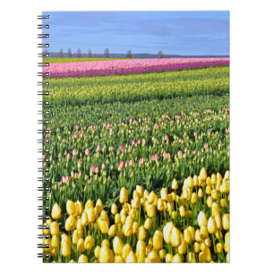 Caderno Espiral campo de primavera tulipas