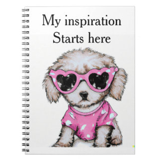 Caderno Espiral Cãozinho de Poodle bonito vestindo copos rosa note