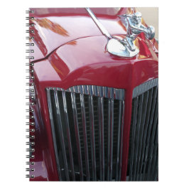 Caderno Espiral carro vermelho vintage com ornamento cromado no ca