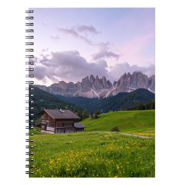 Caderno Espiral Casa nas montanhas (Frente)