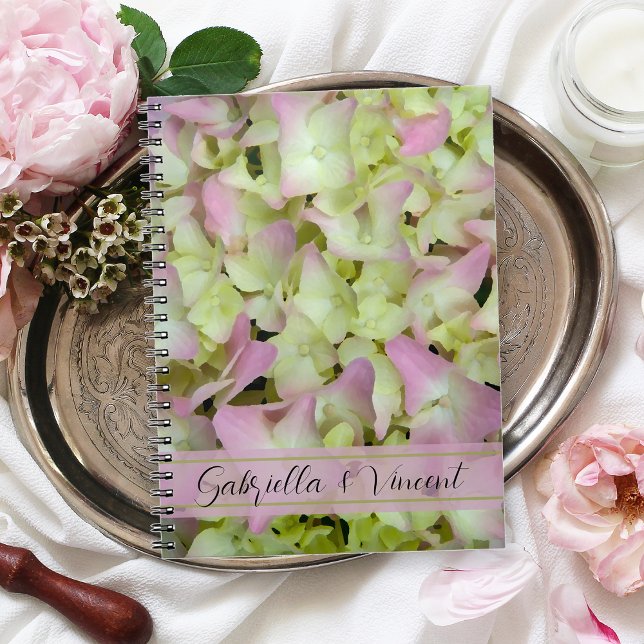 Caderno Espiral Casamento Floral de Hydrangea Quase Rosa (Criador carregado)