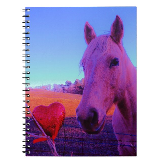 Caderno Espiral Cavalo Marrom e Coração Vermelho (Frente)