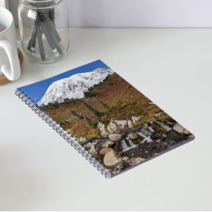 Caderno Espiral Cenário do Monte Rainier e Paisagem do Edith Creek