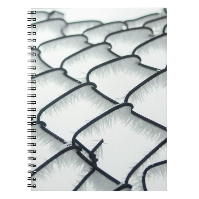 Caderno Espiral Cerca de elo de cadeia branca e preta (Frente)