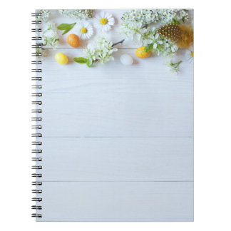 Caderno Espiral Cheiro de Cereja páscoa: Ovos Amarelos.