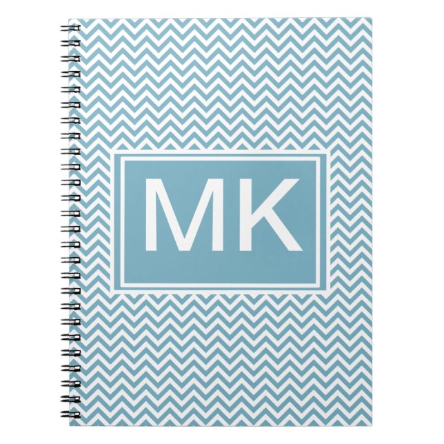 Caderno Espiral Chevron Azul com Monograma (Frente)
