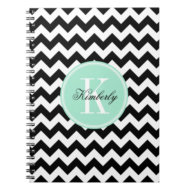 Caderno Espiral Chevron preto e branco com monograma da hortelã (Frente)
