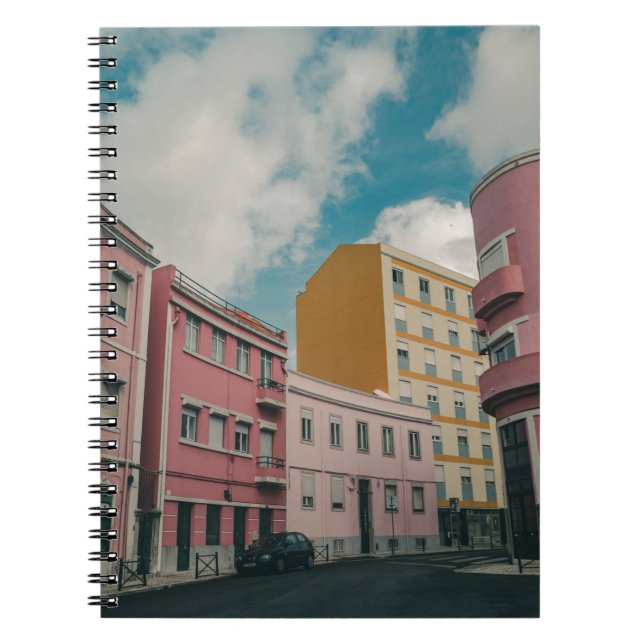 CADERNO ESPIRAL CIDADE COLORIDA (Frente)