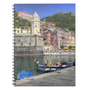 Caderno Espiral Cidade na encosta de Vernazza, Cinque Terre, Ligúr