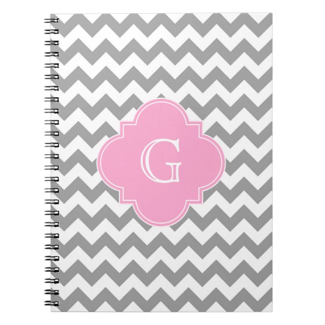 Caderno Espiral Cinza Whevron Quatrefoil Rosa Monograma (Frente)