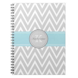 Caderno espiral cinzento de Chevron do monograma