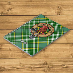 Caderno Espiral Clan Currie Rooster Crest sobre Tartan
