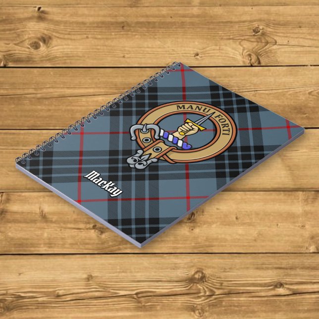 Caderno Espiral Clan MacKay Crest sobre Blue Tartan (Criador carregado)