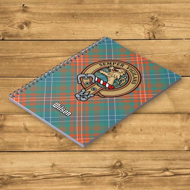 Caderno Espiral Clan Wilson Crest sobre o Antigo Tartan (Criador carregado)