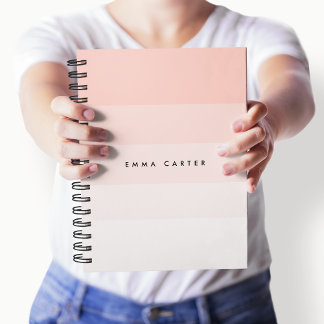 Caderno Espiral Colorblock Horizontal Blush Rosa Strips Monograma
