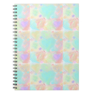 Caderno Espiral Corações Pintados com Pastel