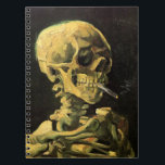 Caderno Espiral Crânio com cigarro queimado por Vincent van Gogh<br><div class="desc">Crânio com Cigarro queimado por Vincent van Gogh é um apos impressionismo de arte de vintage que ainda pinta a vida. Um retrato do esqueleto humano fumando. Imagem do excelente a utilizar em produtos anti-tabagismo. Fumar matares 1.000 a cada ano, ajudar alguém a parar de fumar hoje. Imagem de excelente...</div>