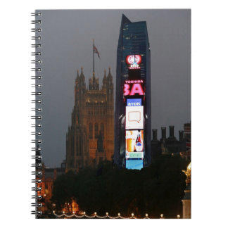 Caderno Espiral Crazy! New York City meets London