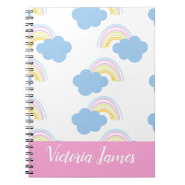 Caderno Espiral Crianças de Verão Padrão Arco-íris e Nuvens Nome 