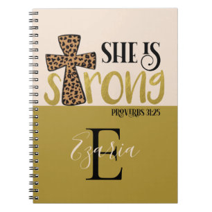 Caderno Espiral Cristã Personalizada Ela É Forte Provérbios 31