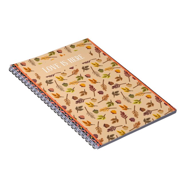 Caderno Espiral Custom Love is here Cozy autumn pattern Brown chic (Lado Direito)