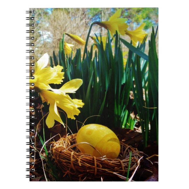 Caderno Espiral Daffodils Amarelos e um ovo de Páscoa Amarelo (Frente)