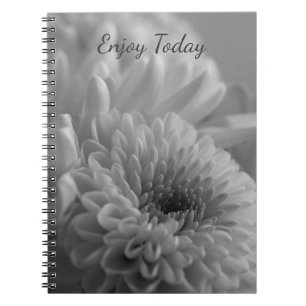 Caderno Espiral de Foto Floral Preto e Branco