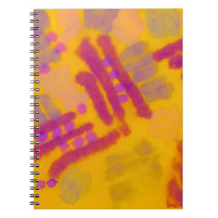 Caderno Espiral Desenho abstrato criativo. Fundo de cor de outono