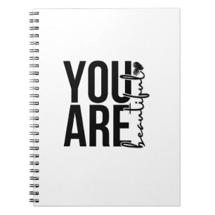 Caderno Espiral Design de Tipografia “Linda” Minimalista – Preto
