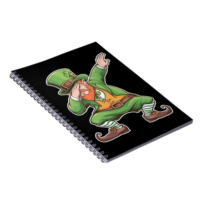 Caderno Espiral Dia de São Patrício Dab Dabbing Leprechaun Em Verd (Lado Direito)
