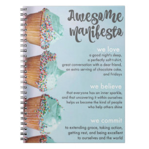 Caderno espiral do manifesto impressionante de