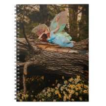 Dreamy Fairy em Fallen Tree - Notebook