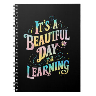 Caderno Espiral É um Belo Dia para Aprender de Volta às Aulas