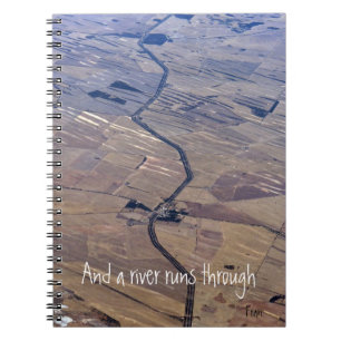 Caderno Espiral e um rio funciona completamente
