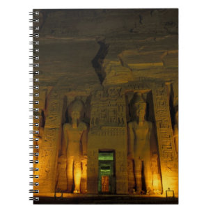 Caderno Espiral Egito, Abu Simbel, Fachada iluminada do Pequeno