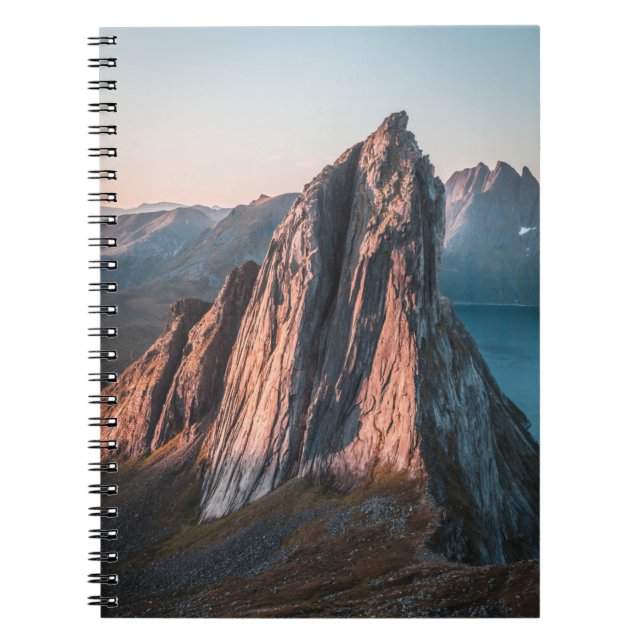 Caderno Espiral Epic Mountain Norway (Frente)