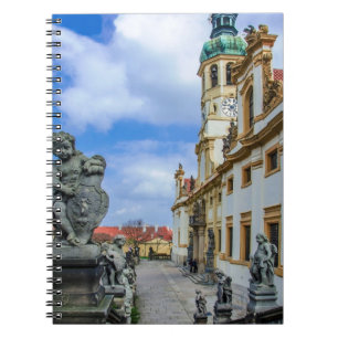 Caderno Espiral Escadas com anjos de pedra na igreja de Loreto Pra