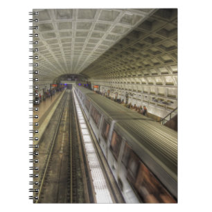 Caderno Espiral Estação de caminhos-de-ferro do metro do