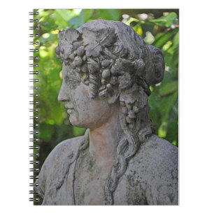 Caderno Espiral Estátua de deusa no jardim