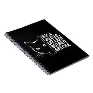 Caderno Espiral Eu Era uma Mulher Sem Filhos e com Gatos Antes Dis