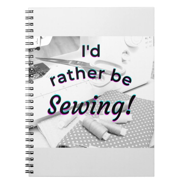 Caderno Espiral Eu preferencialmente costurando (Frente)