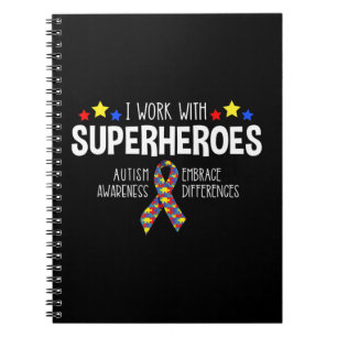 Caderno Espiral Eu Trabalho Com Super-Heróis — Consciência Autista