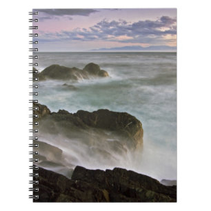 Caderno Espiral EUA, Washington, Ilhas San Juan. Ondas batem