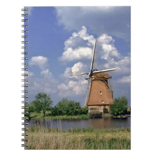 Caderno Espiral Europa, Holanda, Kinerdijk. Um moinho de vento fic