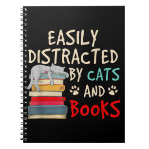 Caderno Espiral Fácil distração de gatos e livros   Gato engra
